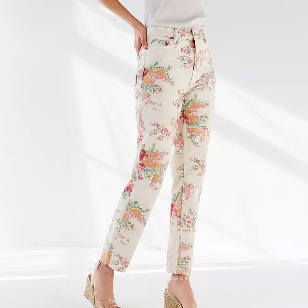 BDG Women's Floral Mom Jeans Size 30 Floral High Rise Urban Outfitters Cream